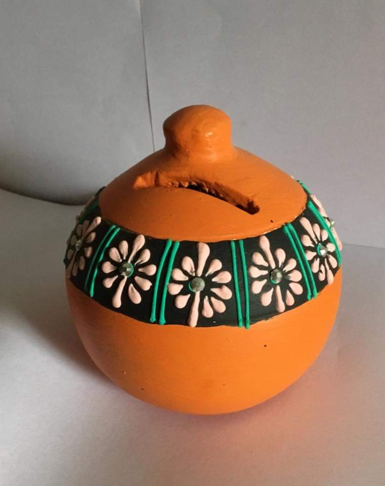 b4b96228-9406-41a8-af3c-0d78e0c47fd8 coin collection box