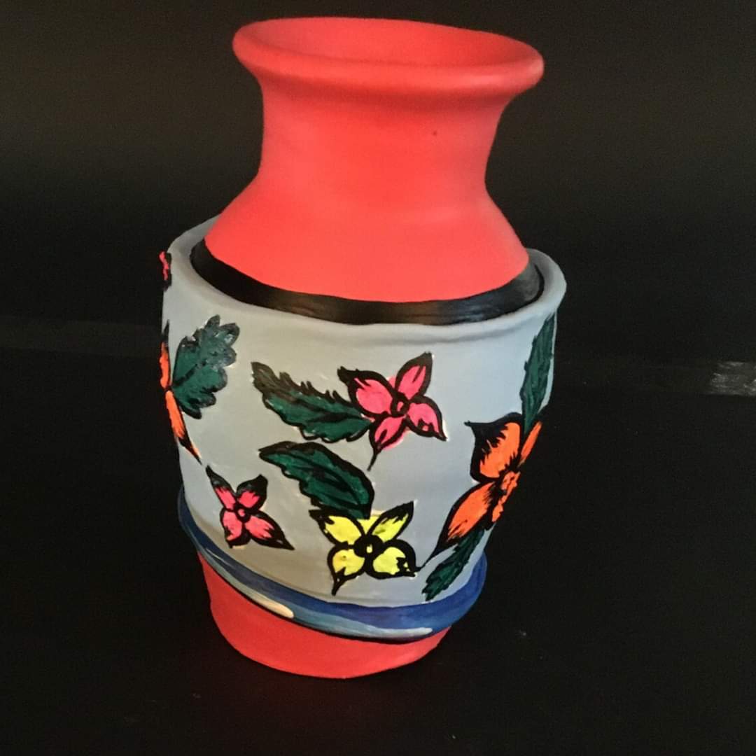 be670569-4c59-4942-ab04-e8a893731f72 Terracotta Flower Vase
